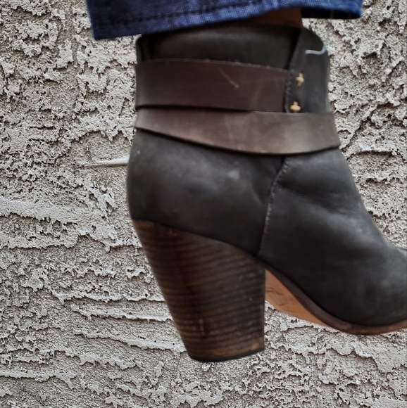 Rag & Bone Harrow Grey Suede Block Heel Booties - Picture 13 of 15